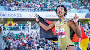 作出战略性 作出战略性