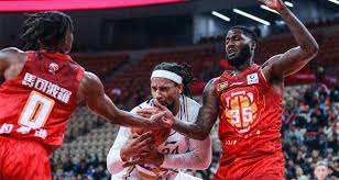 太坑了!威少绝命空篮不进+致命三分犯规绝杀掘金.