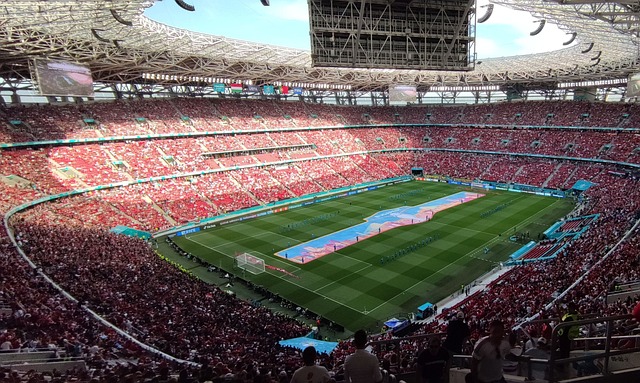 李璇：国足3月名单应该已在路上 伊万可能还会招年轻球员去集训.